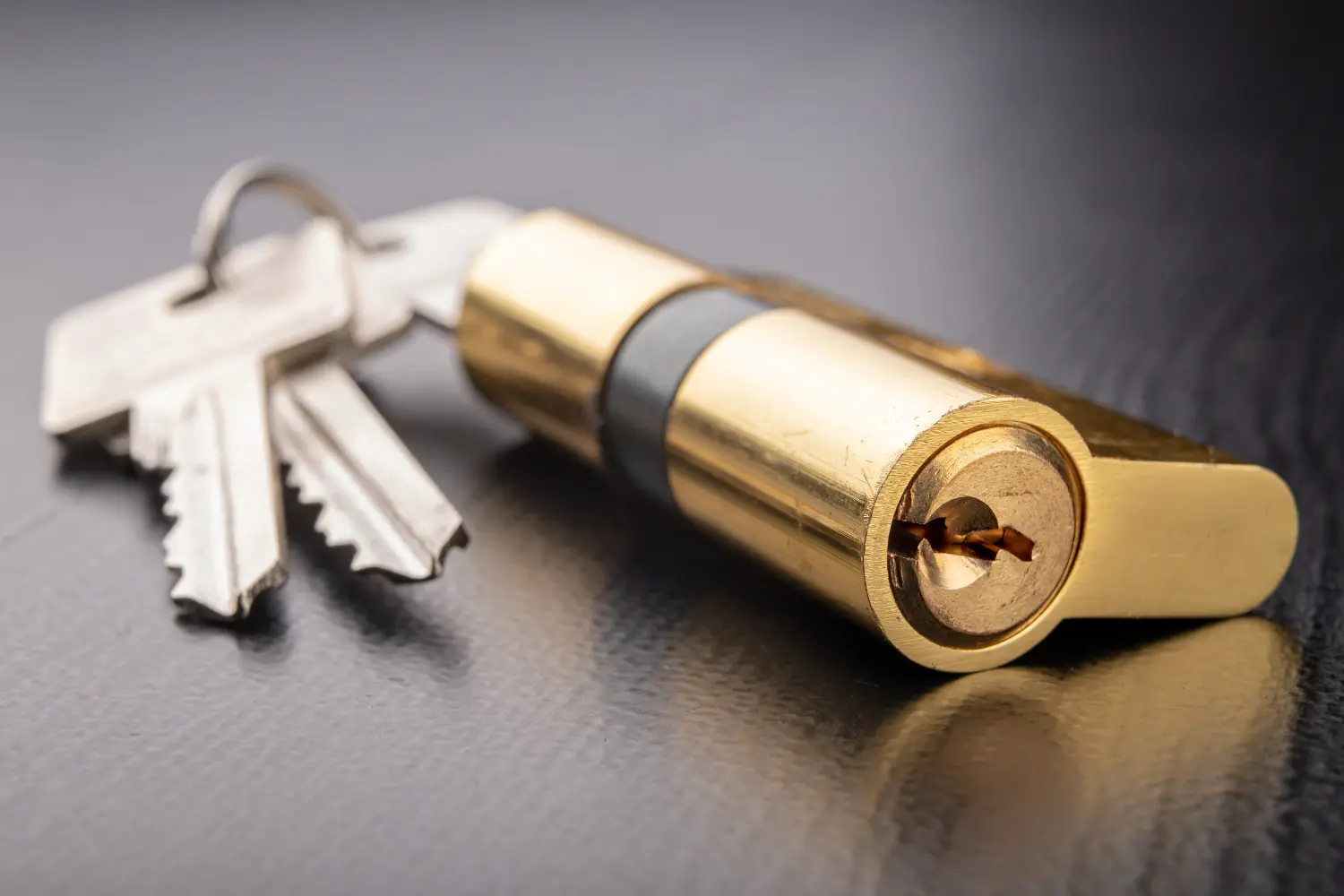 Comprehensive Security Audits by Cardiff Locksmiths: Ensuring Maximum Protection for Your Home